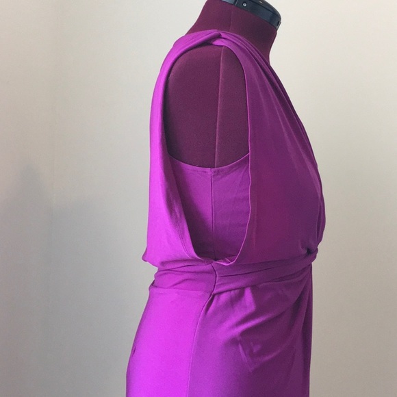 Trendy Fuchsia Midi Dress - Picture 11 of 11